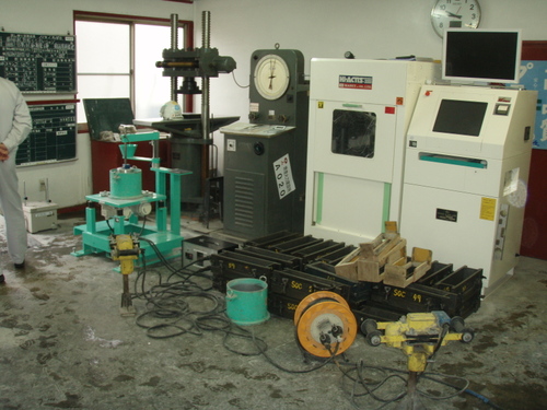 試験練りを待つ，器具君たち