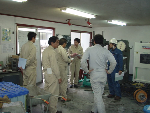 現場管理担当者との打合せ